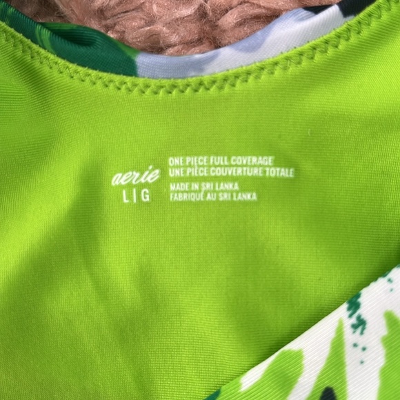 Aerie swimsuit - Picture 3 of 3
